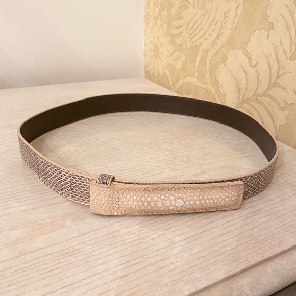 RARE Bottega Veneta Snakeskin Belt. ONLY USED TWICE. LOOKS GREAT